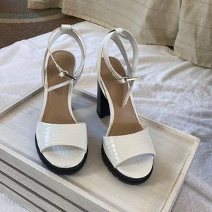 Aldo high heels black and white